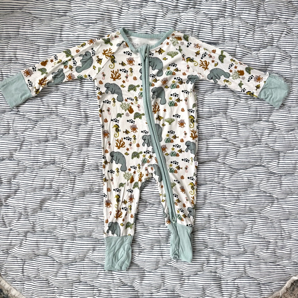 Emerson and Friends Manatee Bamboo Convertible Footie Romper, Size 0-3 months